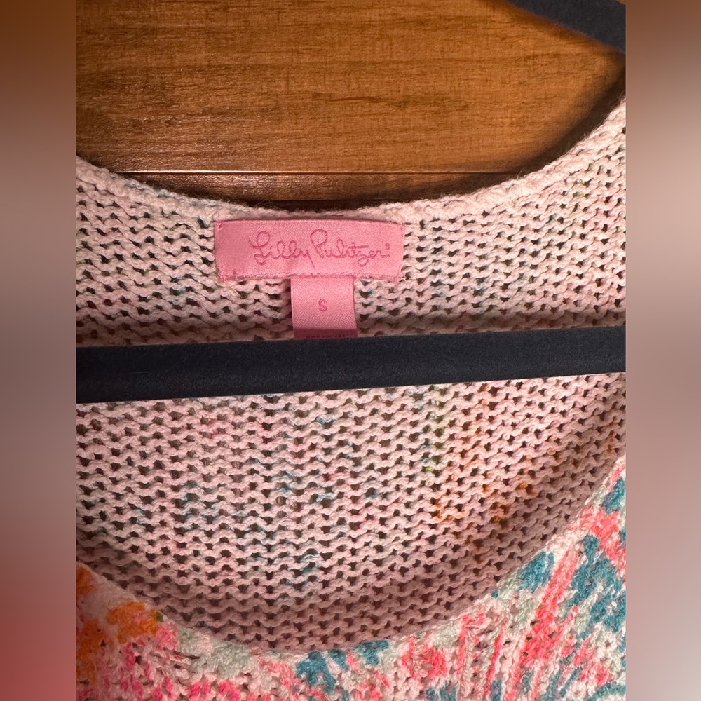 Lilly Pulitzer Colorful Seashell Pattern Sweater : Shellabrate, Size Small - Picture 3 of 3